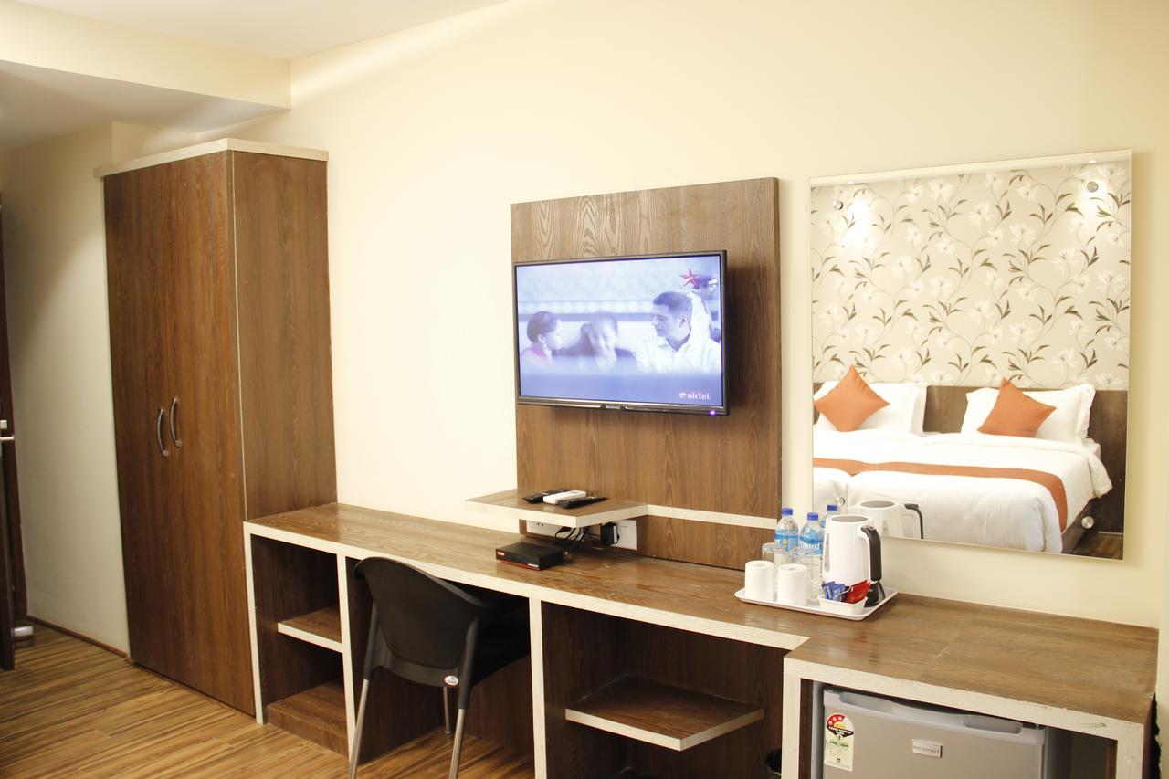 Regenta Inn Larica Kolkata Eksteriør bilde