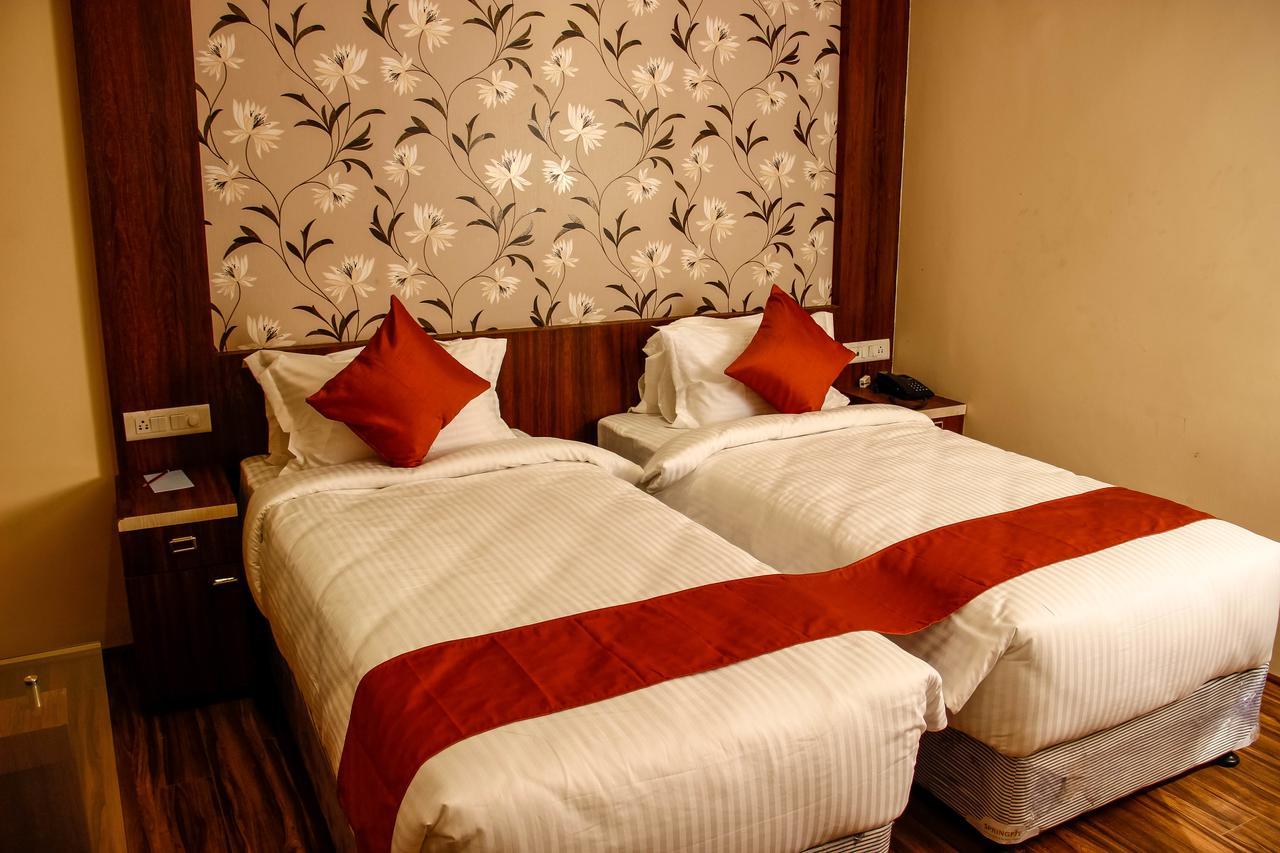 Regenta Inn Larica Kolkata Eksteriør bilde