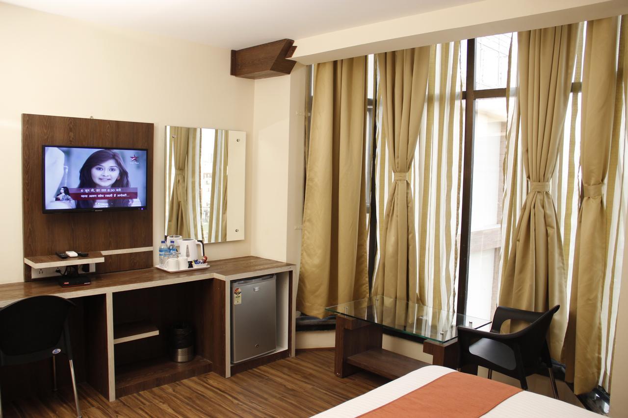 Regenta Inn Larica Kolkata Eksteriør bilde