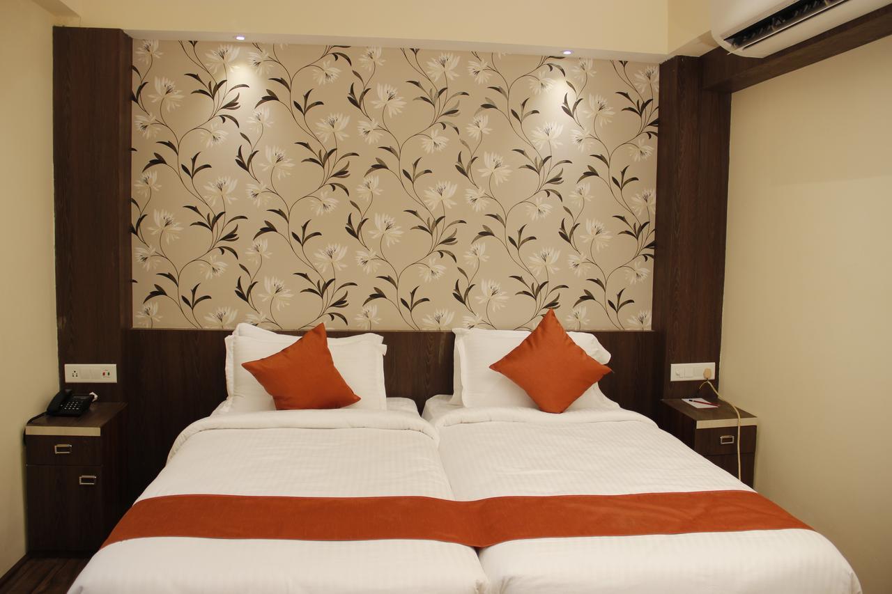 Regenta Inn Larica Kolkata Eksteriør bilde