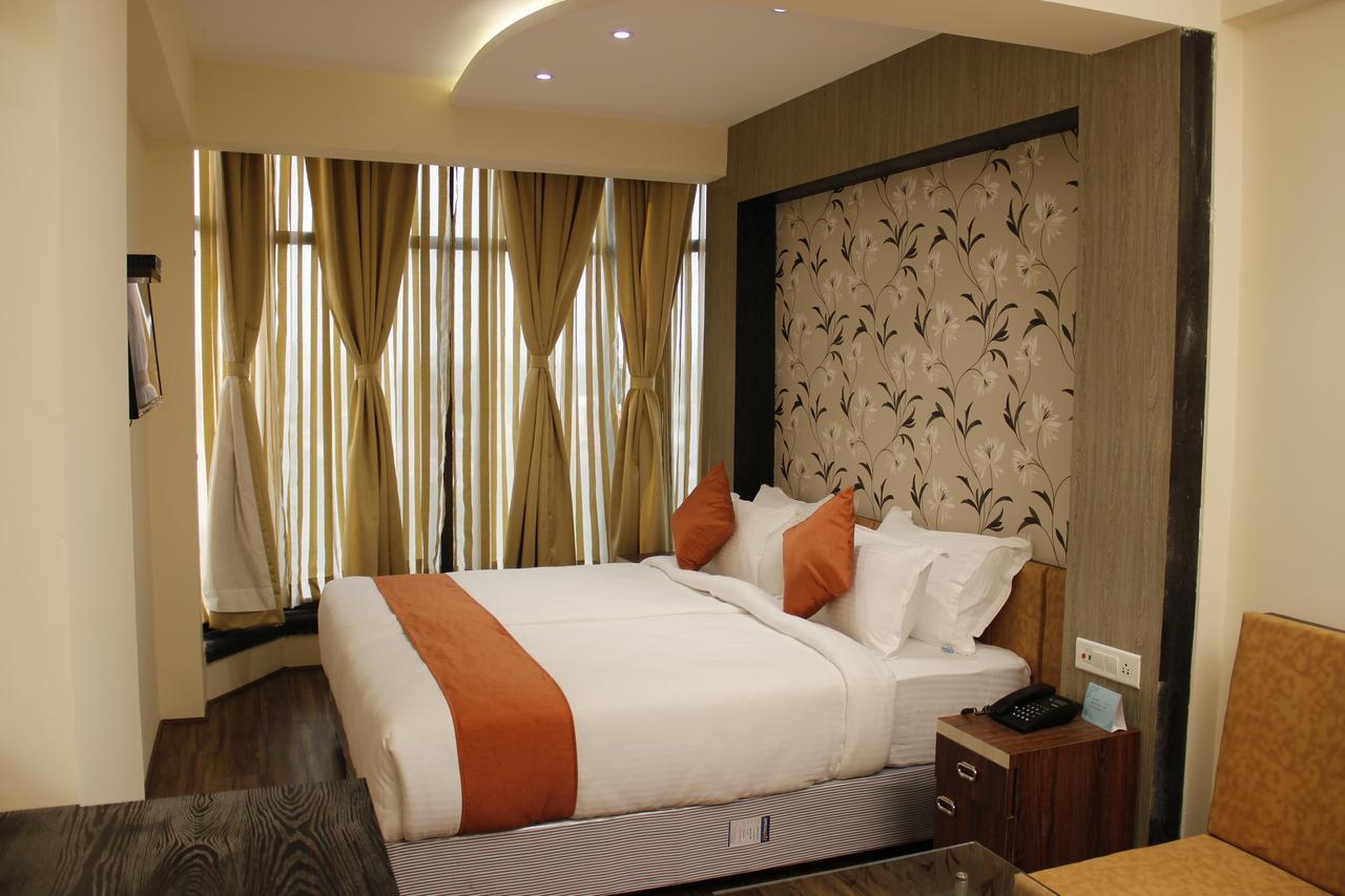 Regenta Inn Larica Kolkata Eksteriør bilde