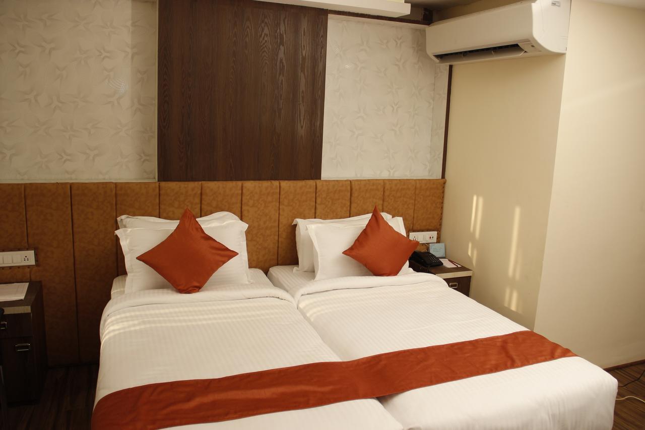 Regenta Inn Larica Kolkata Eksteriør bilde